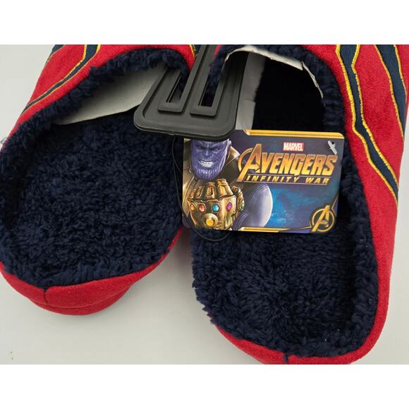 Bioworld Marvel Avengers Infinity War Mens Slippers Size Medium 7/8 NEW - Picture 3 of 13